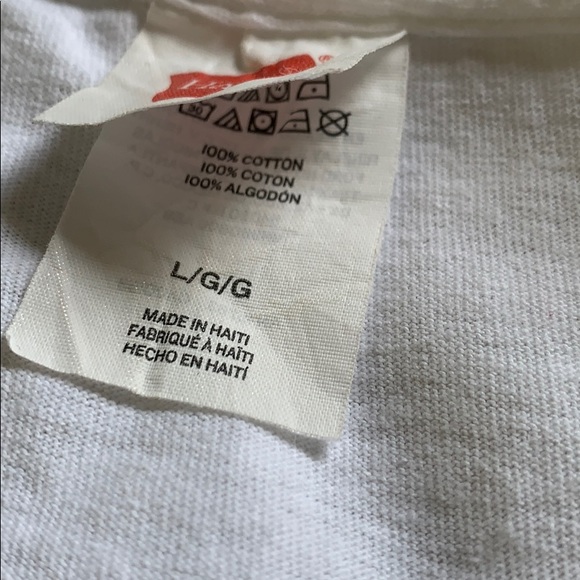 C’est La Vie Embroidered Large T-Shirt - Picture 3 of 4